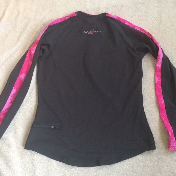 Canadian Run Girl Run Pullover Top - Picture 2 of 4
